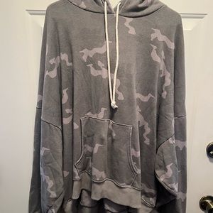 AMERICAN EAGLE CAMO HOODIE